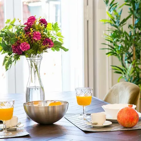 2 Beautiful Suites Upscale Flat Embracing Tejo! Lisbon Exterior photo