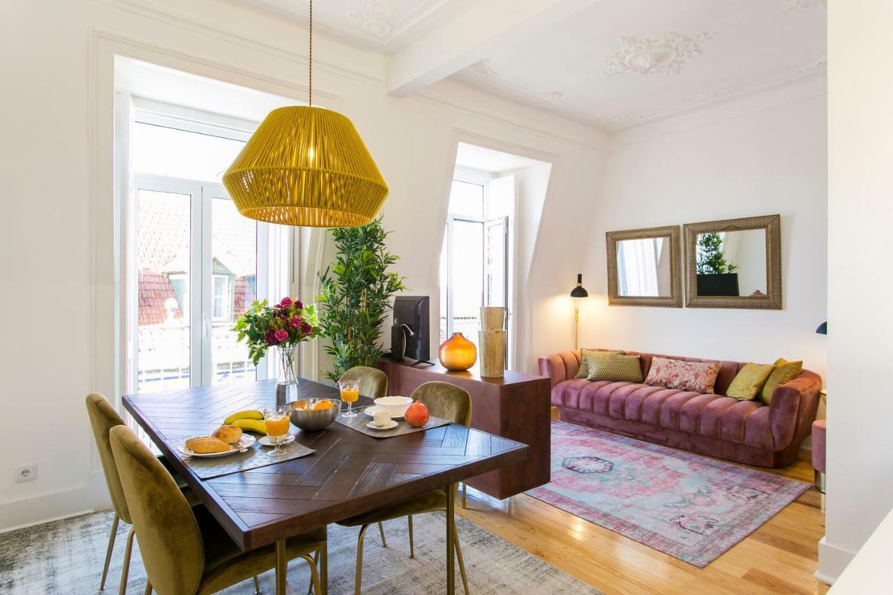 2 Beautiful Upscale Flat Embracing Tejo! Lissabon
