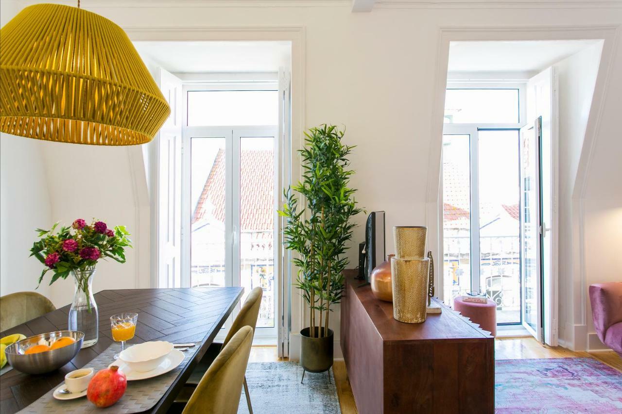 2 Beautiful Upscale Flat Embracing Tejo! Appartement Lissabon