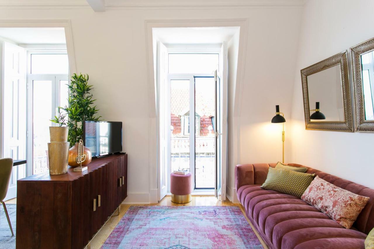 2 Beautiful Upscale Flat Embracing Tejo! Appartement Lissabon